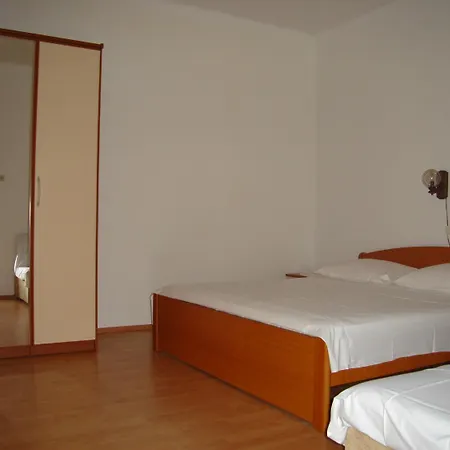 Smi Apartment *